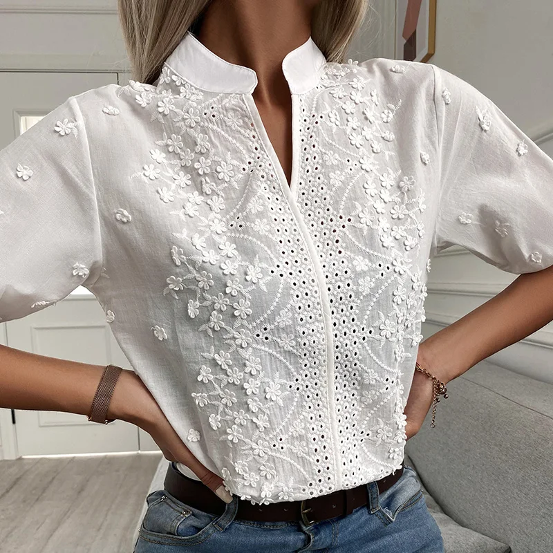 Anae - Elegante Geborduurde Blouse - Image 3