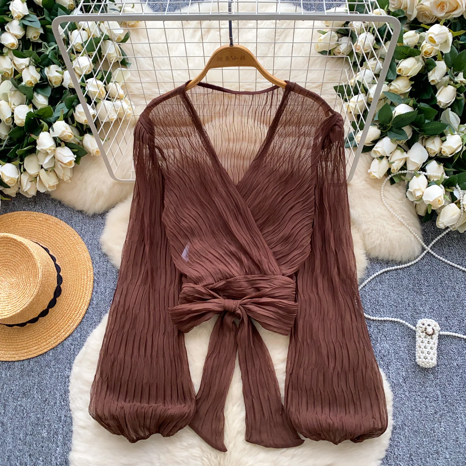 Bylle - V-hals Blouse met Strik en Ruches - Image 3