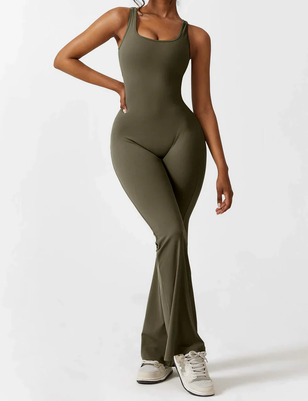 Elena Flared Jumpsuit met V-Rug en Shaping Fit voor Dames - Image 20
