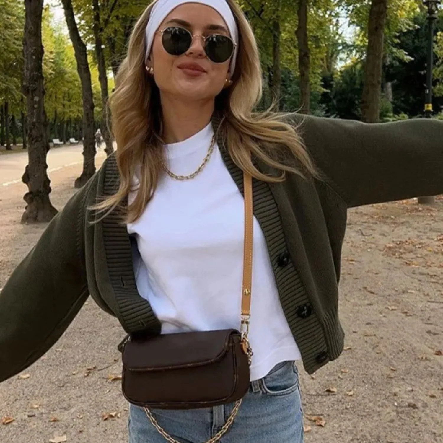 Ilani - Olijfgroen Gebreid V-Hals Vests - Image 3