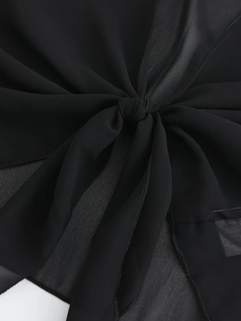 Katie – Luchtige Blouse met Open Voorzijde - Image 9